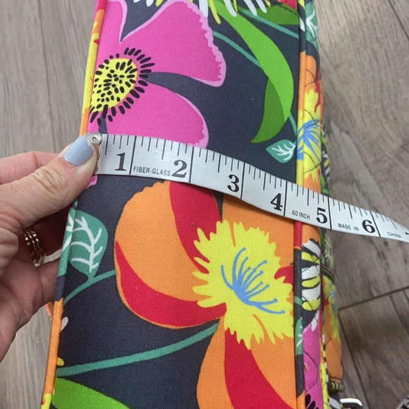 Like new Vera Bradley floral grey double strap shoulder bag - Picture 12 of 14